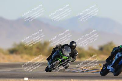media/Dec-09-2023-SoCal Trackdays (Sat) [[76a8ac2686]]/Turn 15 Set 1 (230pm)/